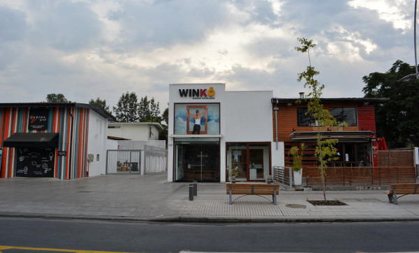 proyecto arquitectura Locales - Showroom WINKO 2